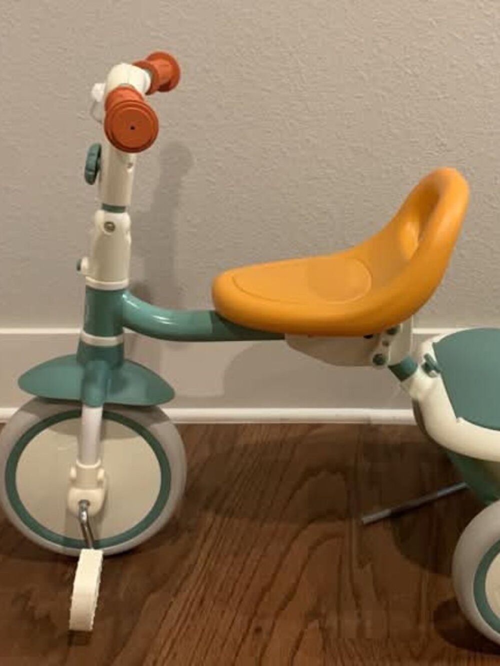 besrey toddler tricycle with BELL and storage box